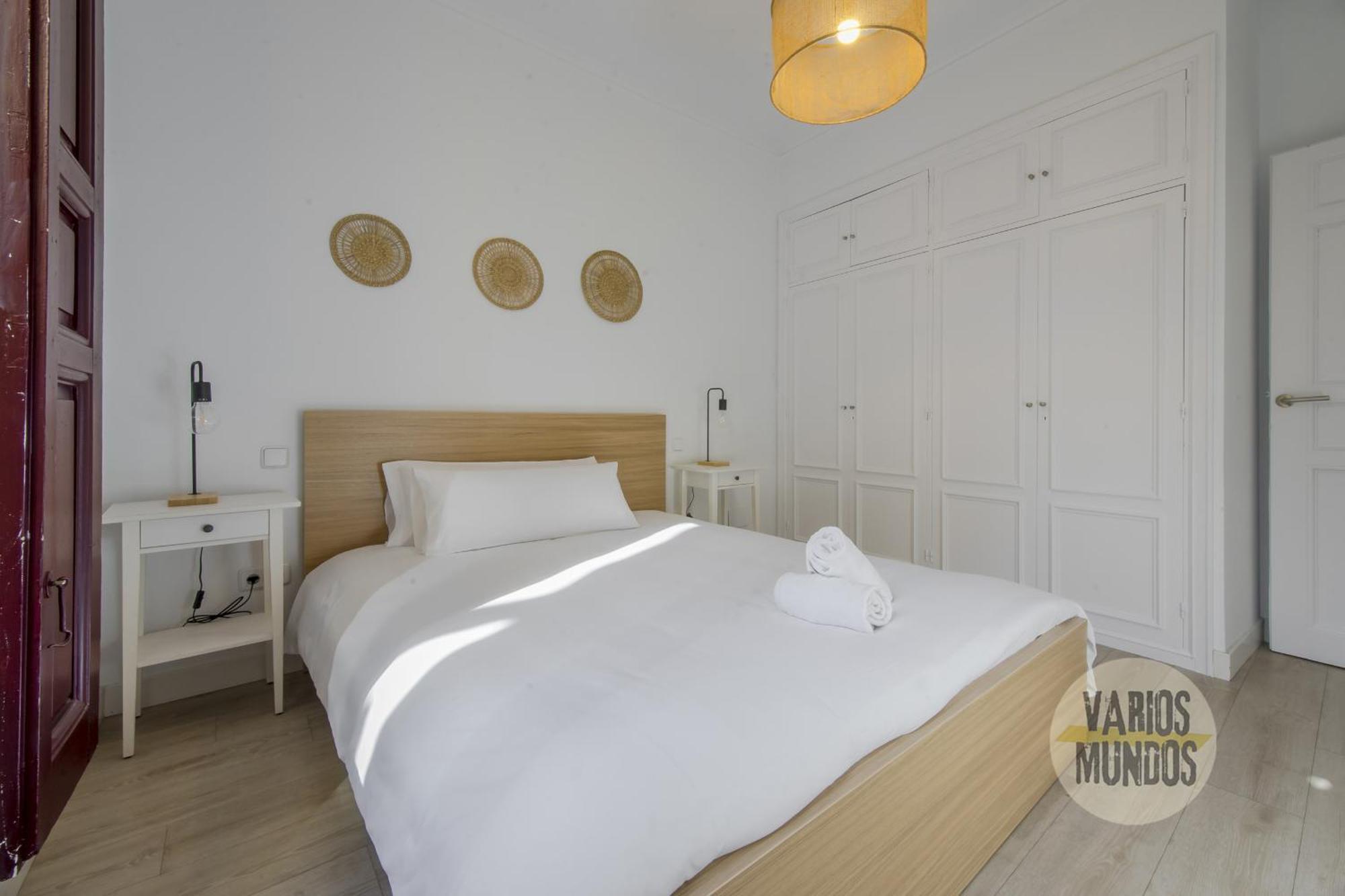 Elegant Apt Para 4Pax En Las Letras-Cortes Madrid Buitenkant foto