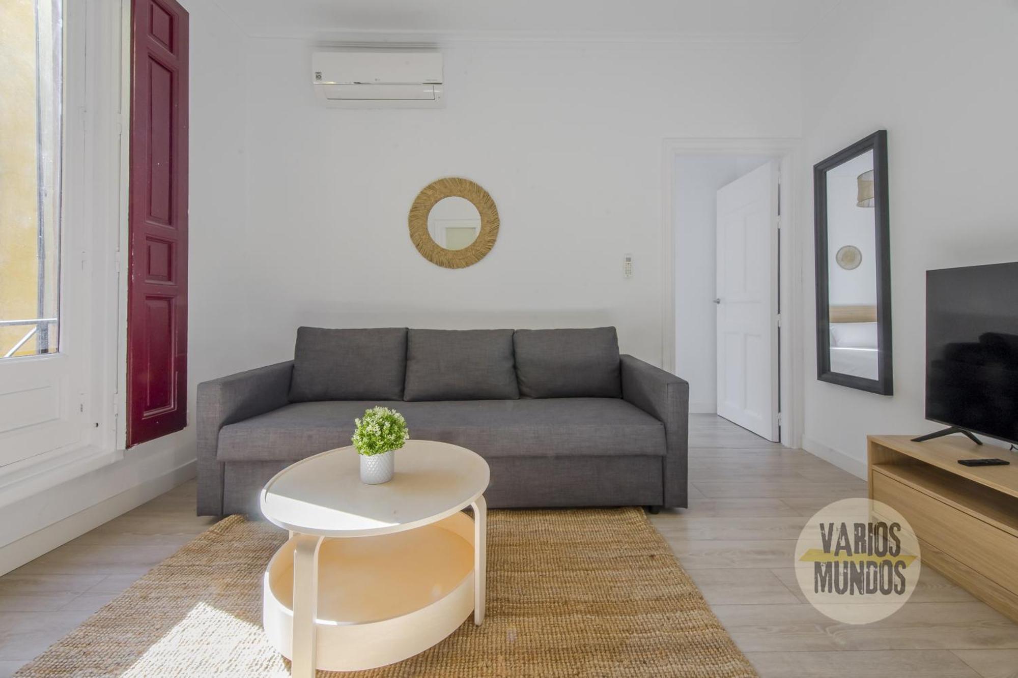 Elegant Apt Para 4Pax En Las Letras-Cortes Madrid Buitenkant foto