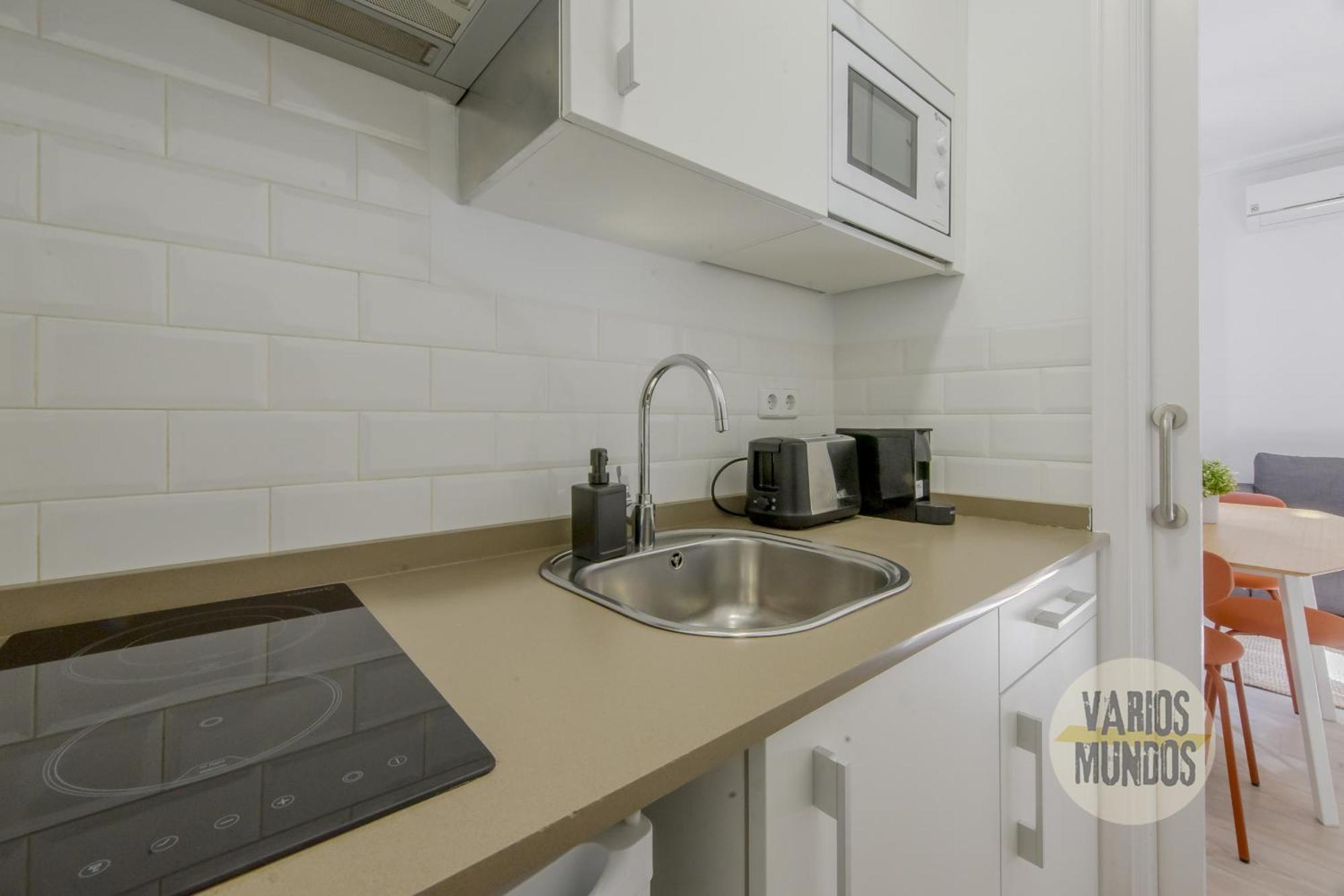 Elegant Apt Para 4Pax En Las Letras-Cortes Madrid Buitenkant foto